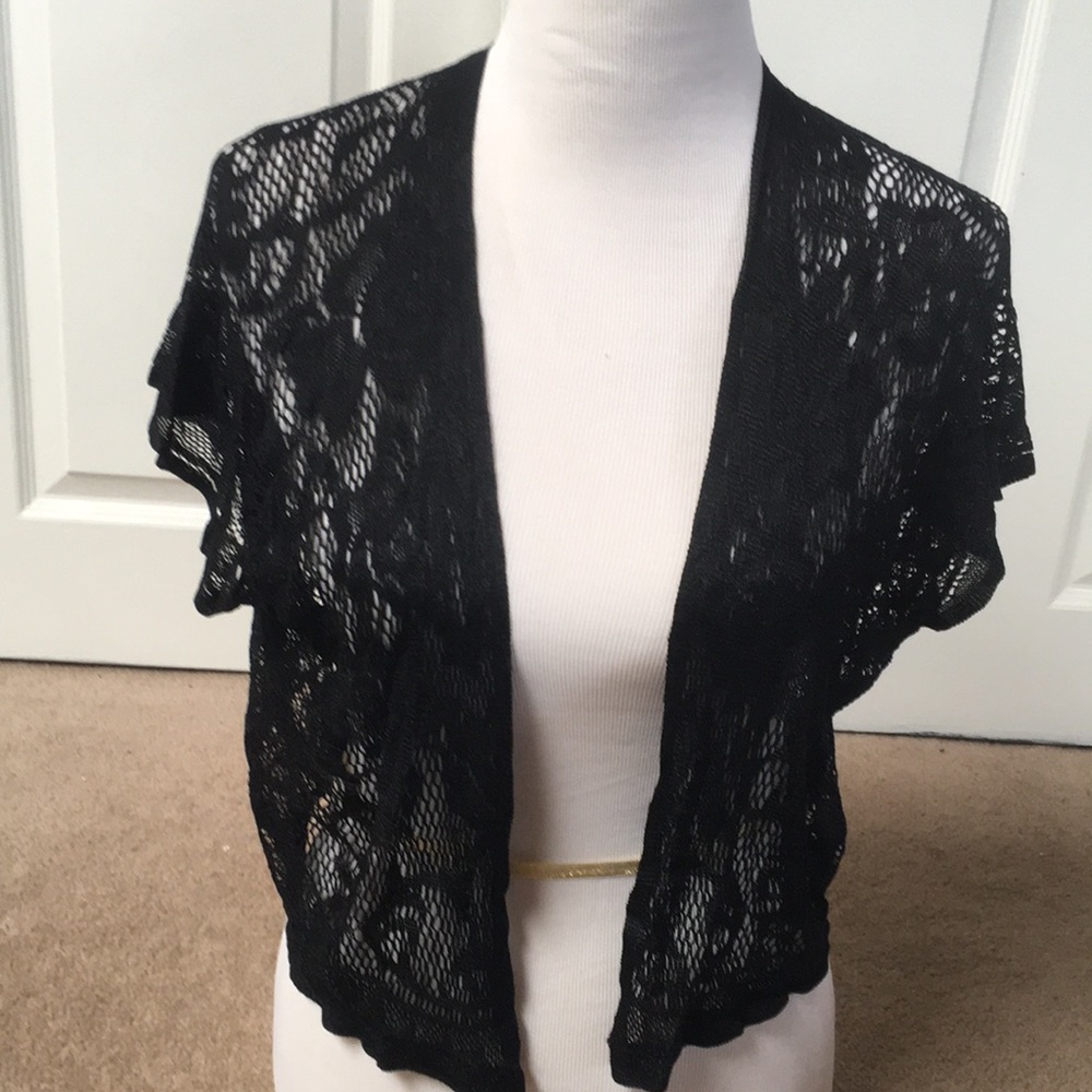 Pretty Black  Stretch Lace Open Weave Shrug